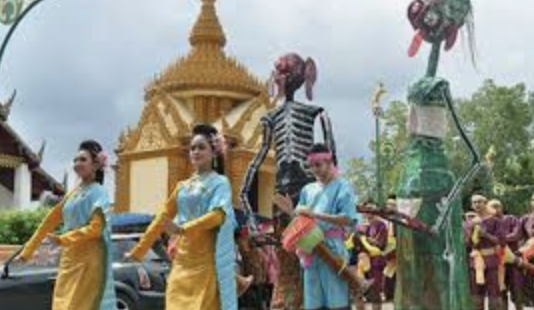 ประเพณีสารทเดือนสิบ (Sat Duean Sip Festival) สายใยความกตัญญู และวันนัดพบแห่งมิติจิตวิญญาณชาวใต้