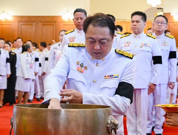 ทส. นำคณะผู้บริหารถวายความอาลัย เข้าถวายน้ำสรงพระศพ สมเด็จพระเจ้าลูกเธอ เจ้าฟ้าพัชรกิติยาภาฯ