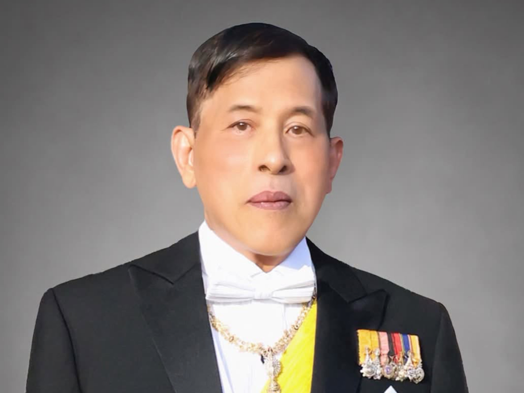 พระบรมฉายาลักษณ์พระราชทาน เนื่องในโอกาสวันเฉลิมพระชนมพรรษา พระบาทสมเด็จพระเจ้าอยู่หัว ๒๘ กรกฎาคม พุทธศักราช ๒๕๖๙