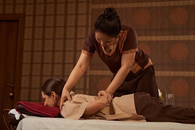 นวดไทยและสปา (Thai Massage)  ศาสตร์แห่งการบำบัดระดับโลก